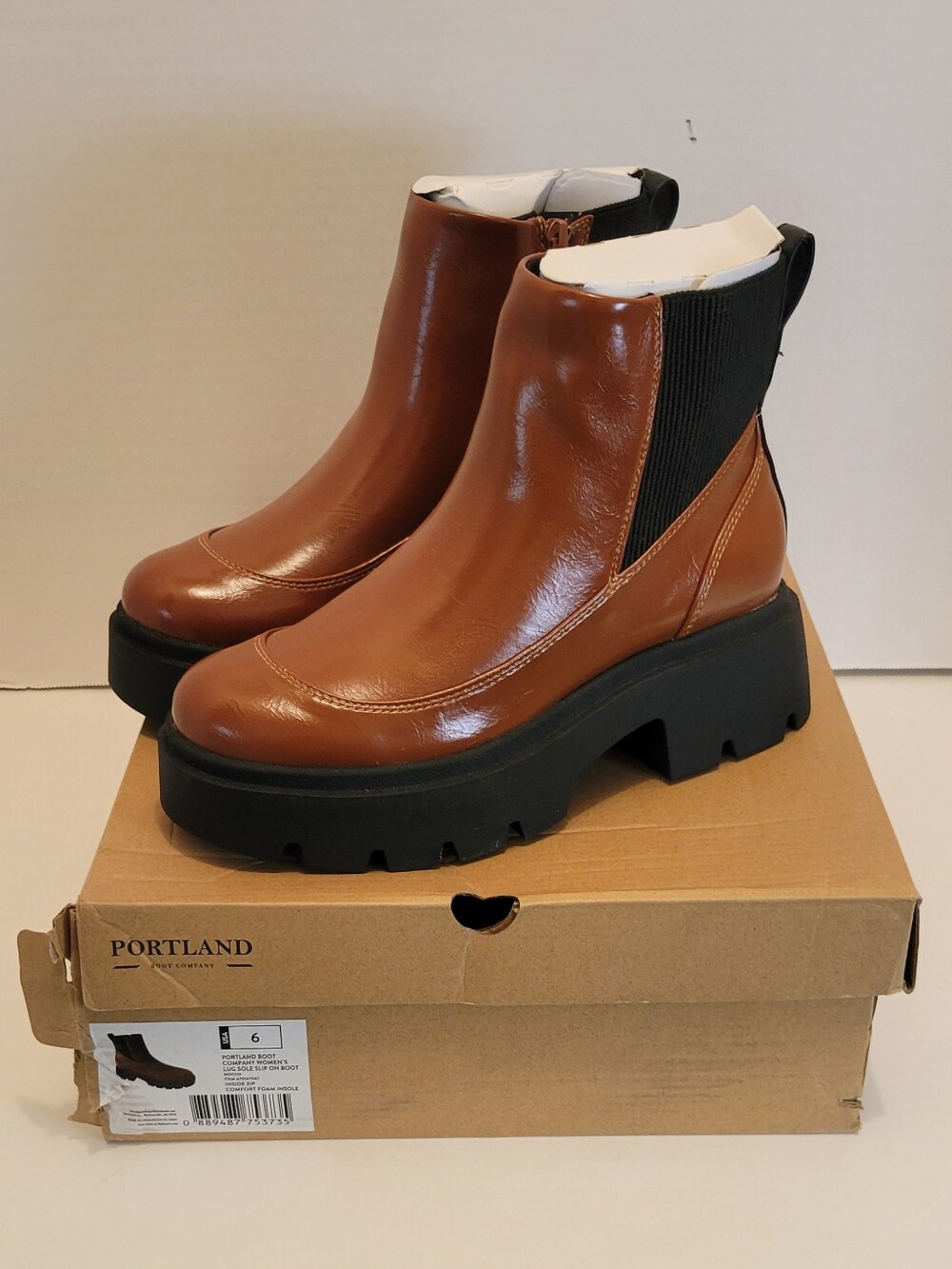 Portland Boot Company Lug Sole Chelsea Ankle Boots Mocha Brown NIB Women's Sz 6 - Picture 2 of 14
